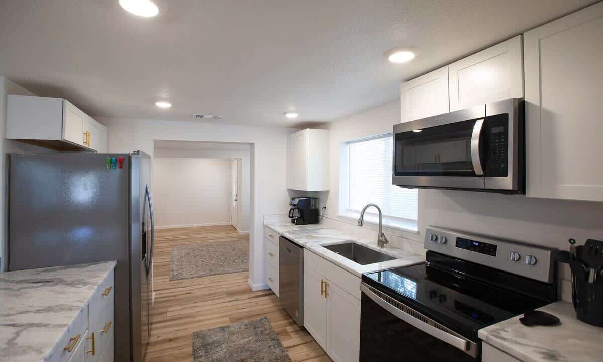 Photo of Kitchen in Bayshore Gardens