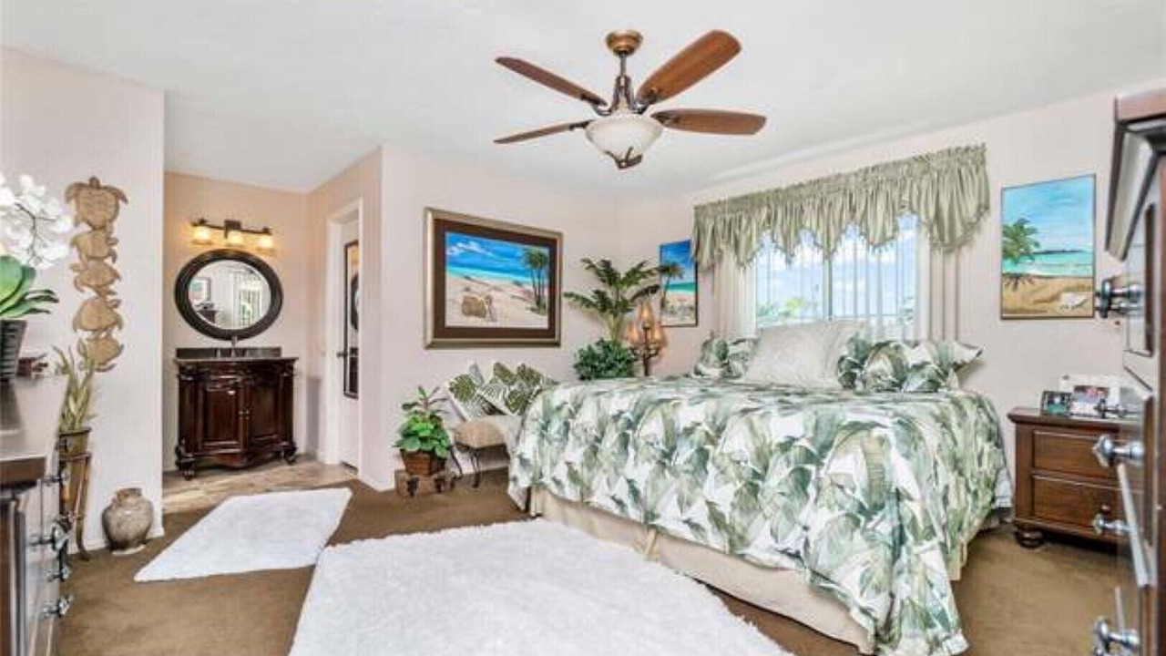 Photo of Bedroom in Englewood East