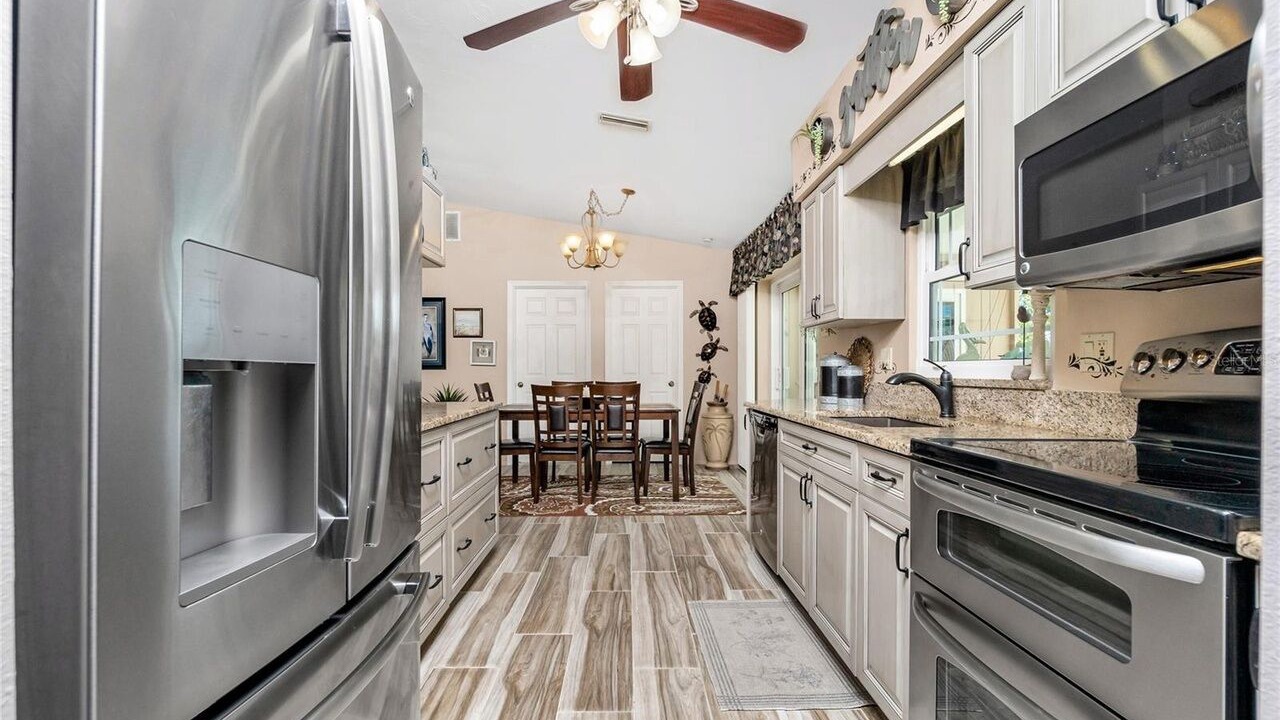 Photo of Kitchen in Englewood East