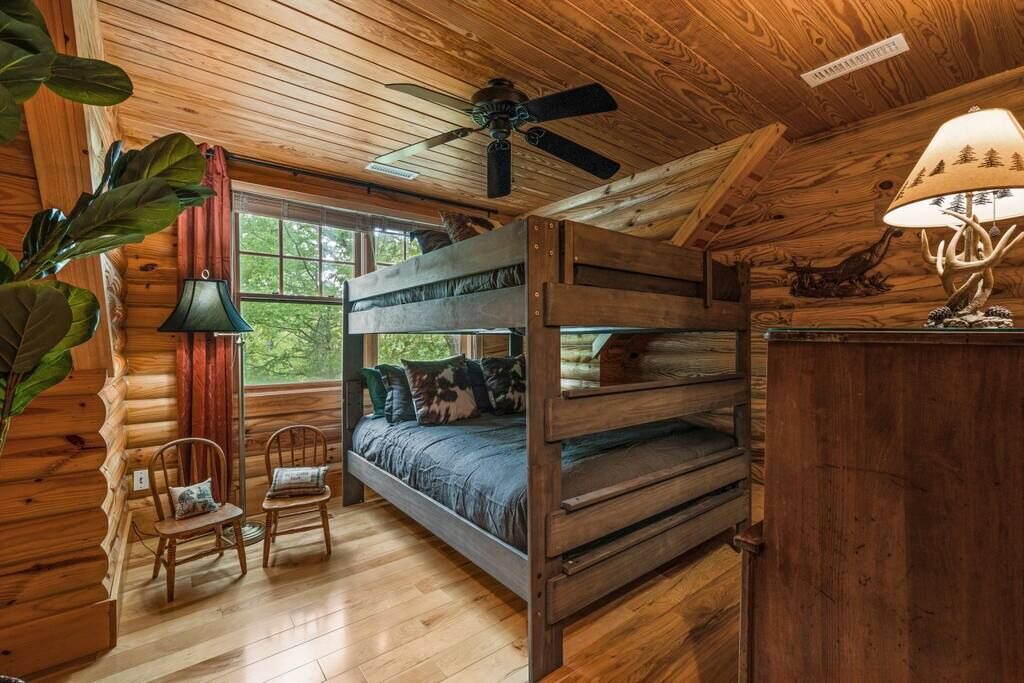 Photo of Bedroom in Skyland