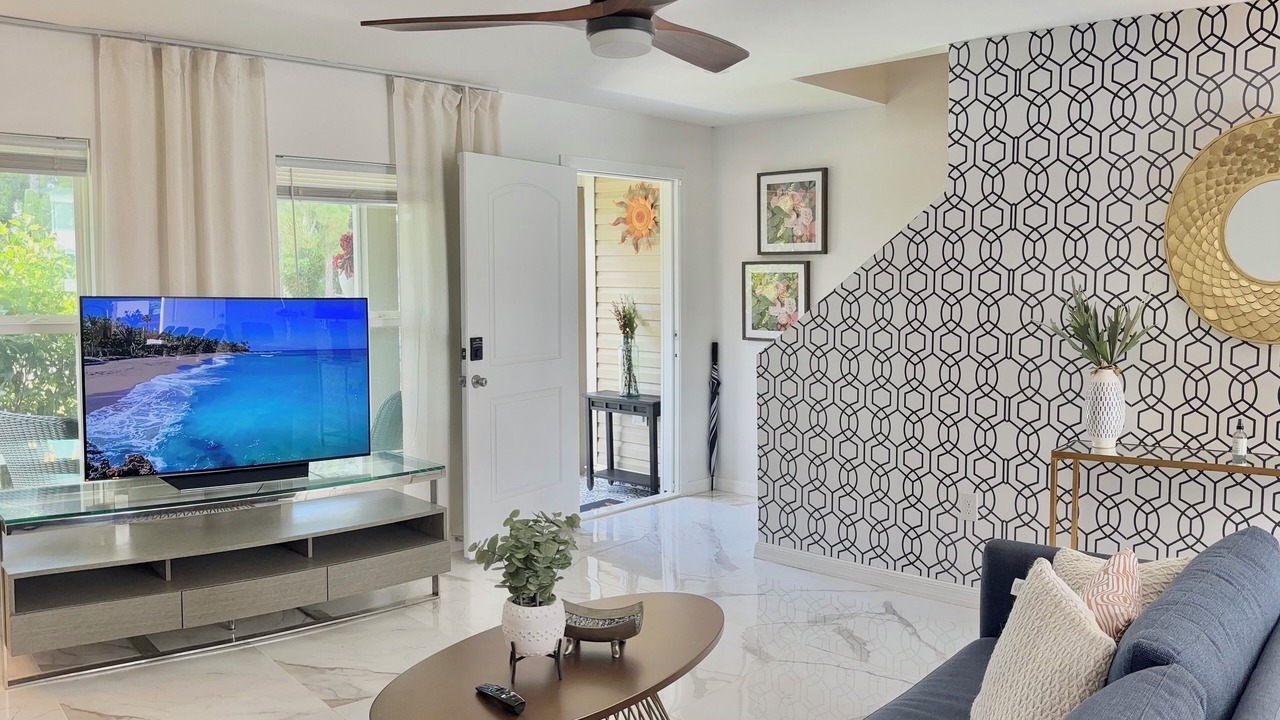 Photo of Livingroom in Mariner