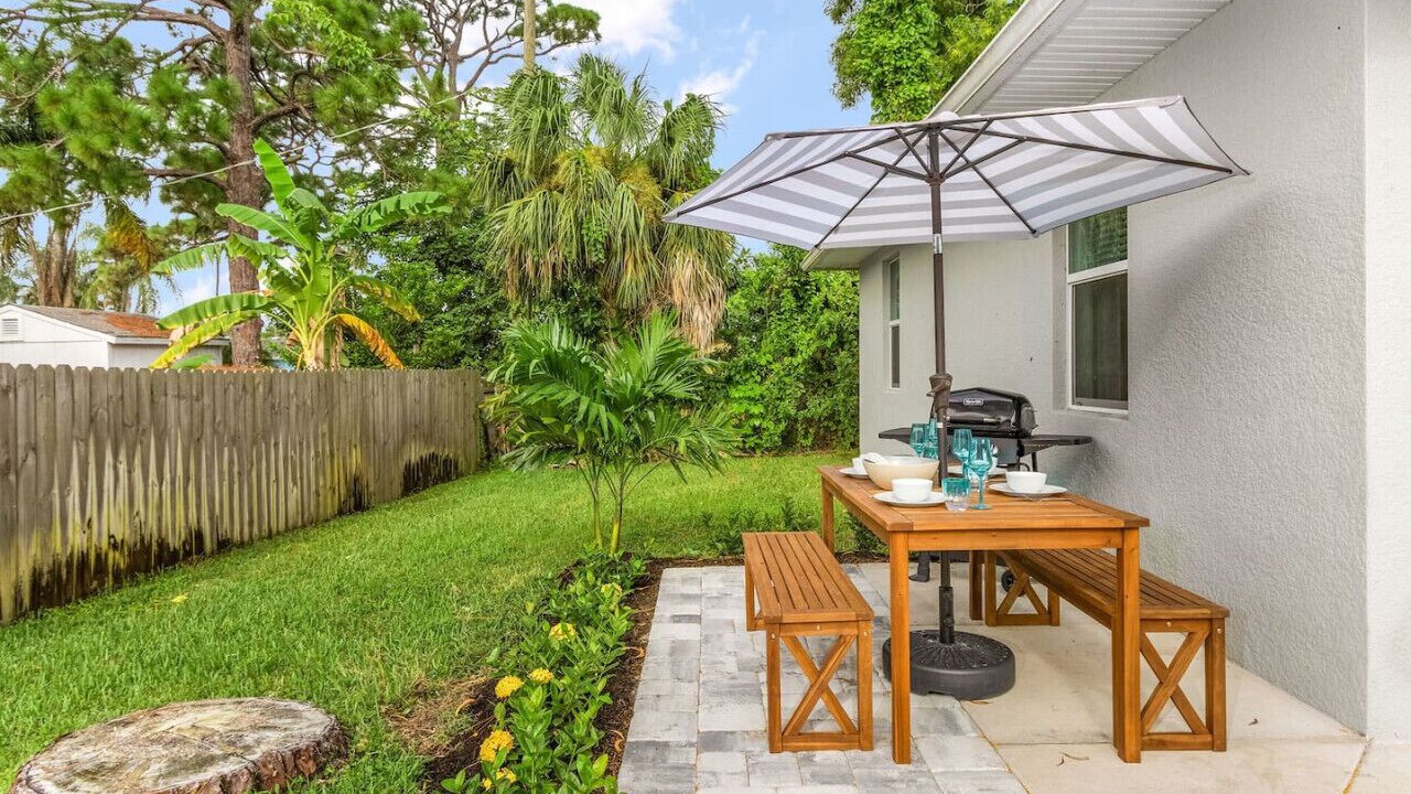 Photo of Outdoor in Naples Park