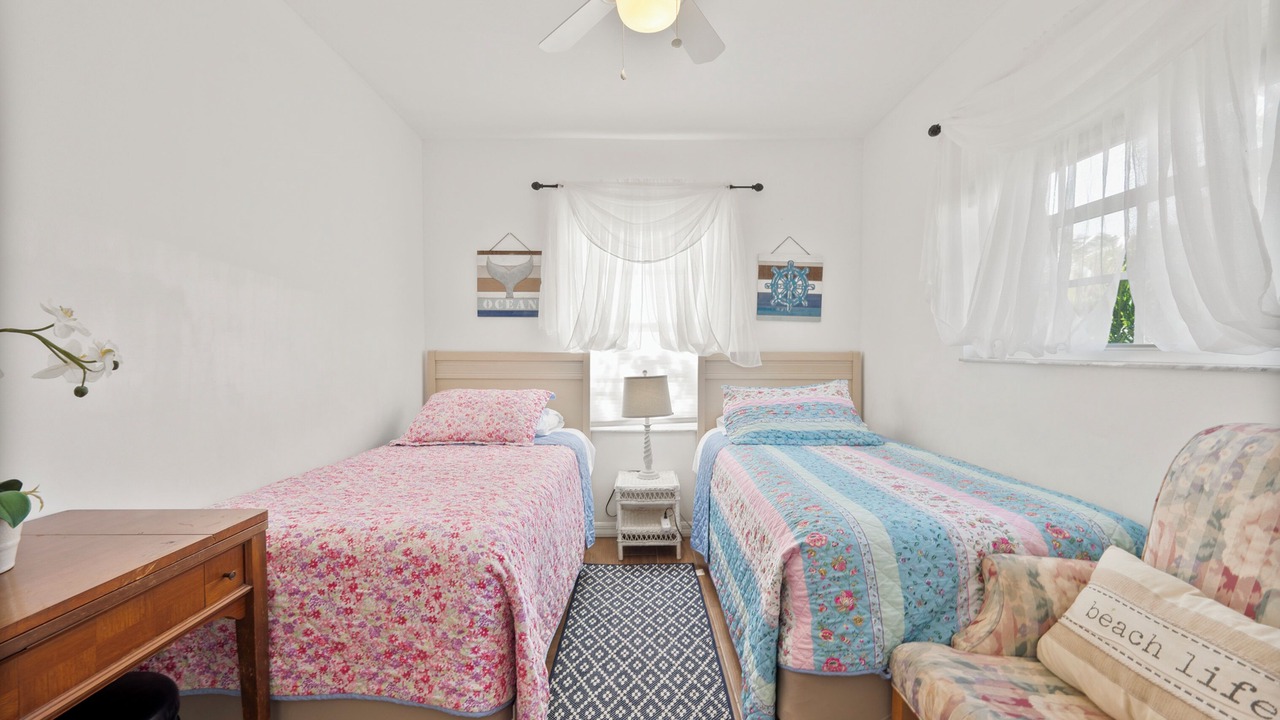 Photo of Bedroom in Bonita Shores