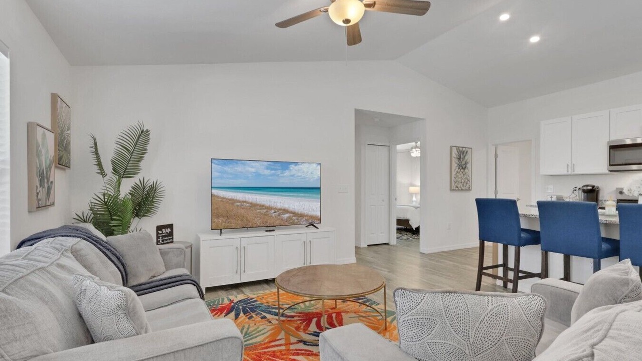 Photo of Livingroom in Diplomat
