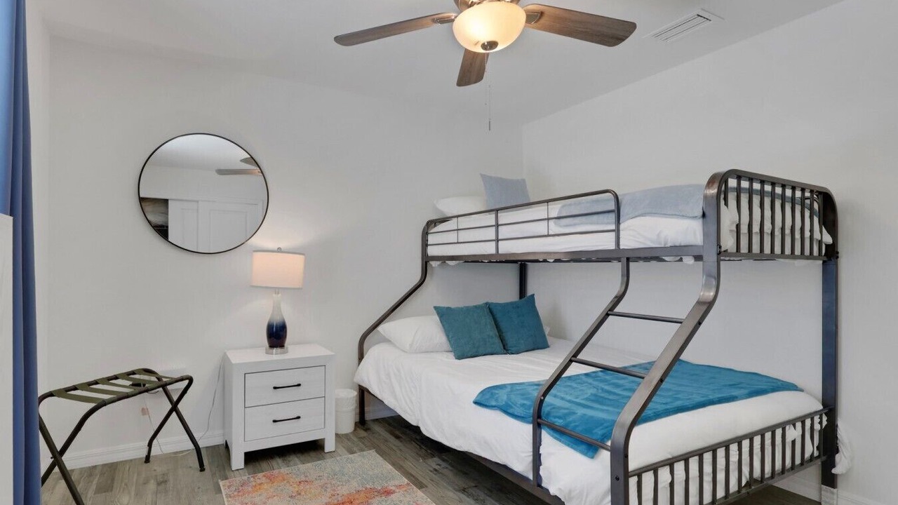 Photo of Bedroom in Diplomat