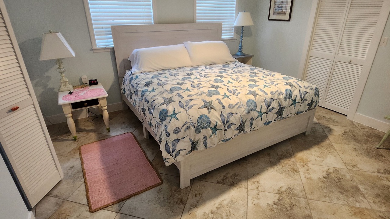 Photo of Bedroom in Bokeelia