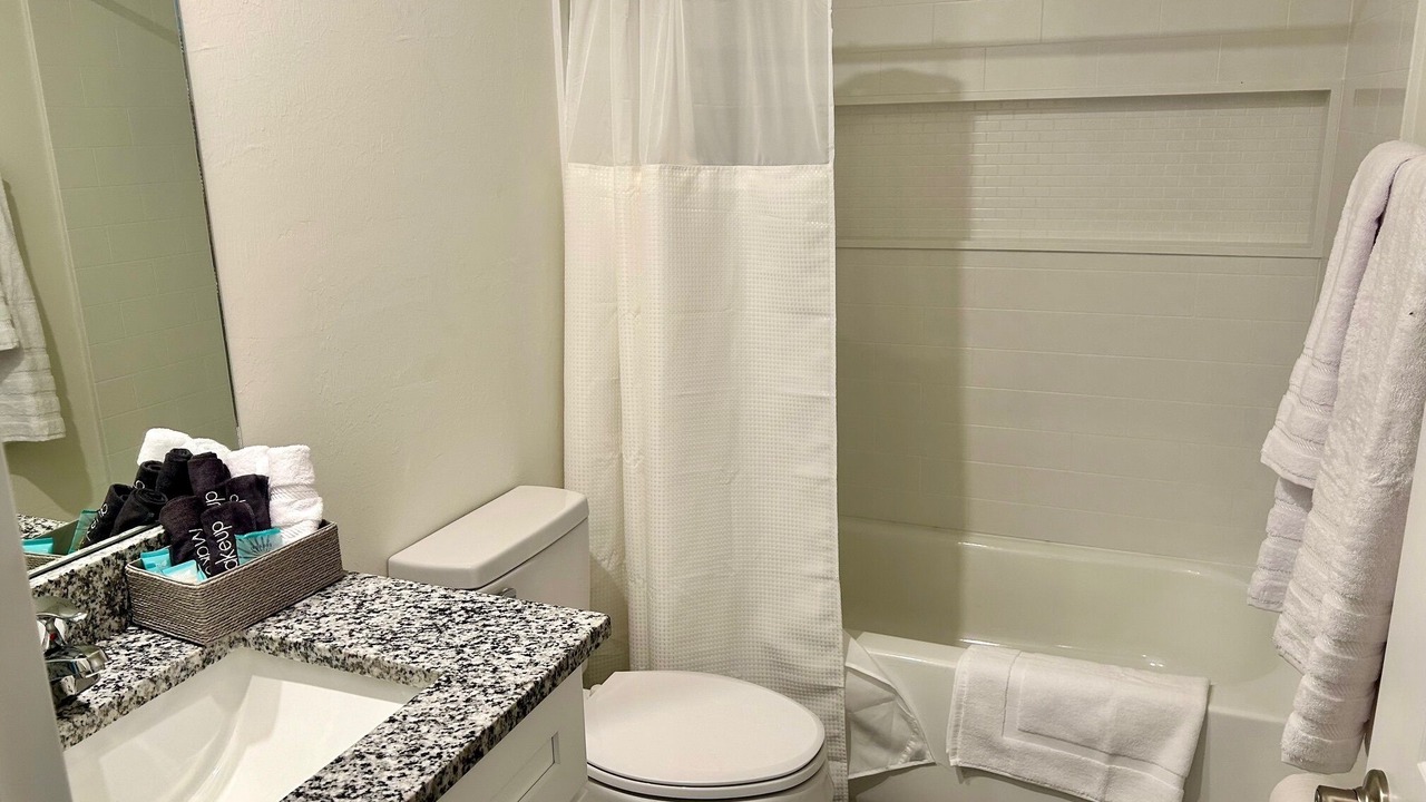 Photo of Bathroom in Diplomat
