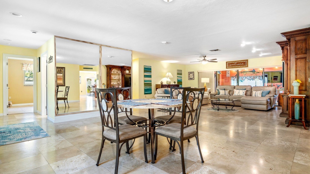 Photo of Bedroom in Palm River Estates
