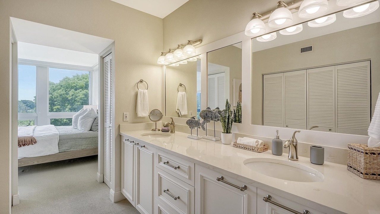 Photo of Bathroom in Longboat Key