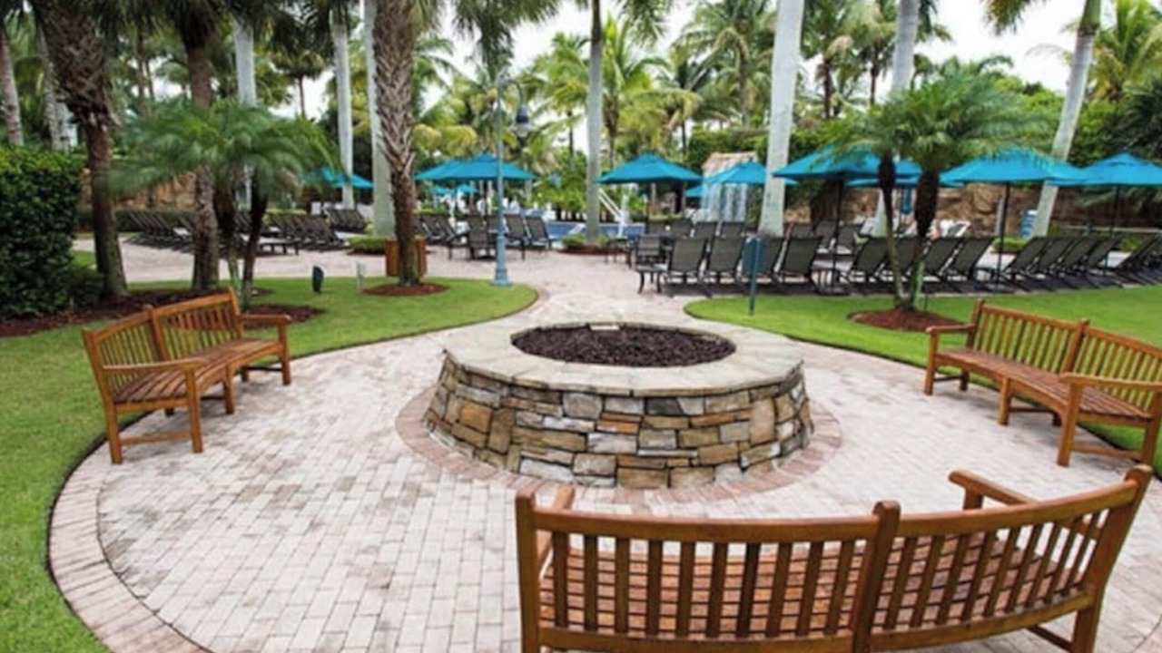 Photo of Outdoor in Estero