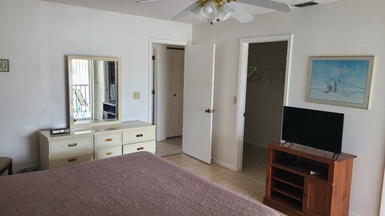 Photo of Bedroom in Englewood South