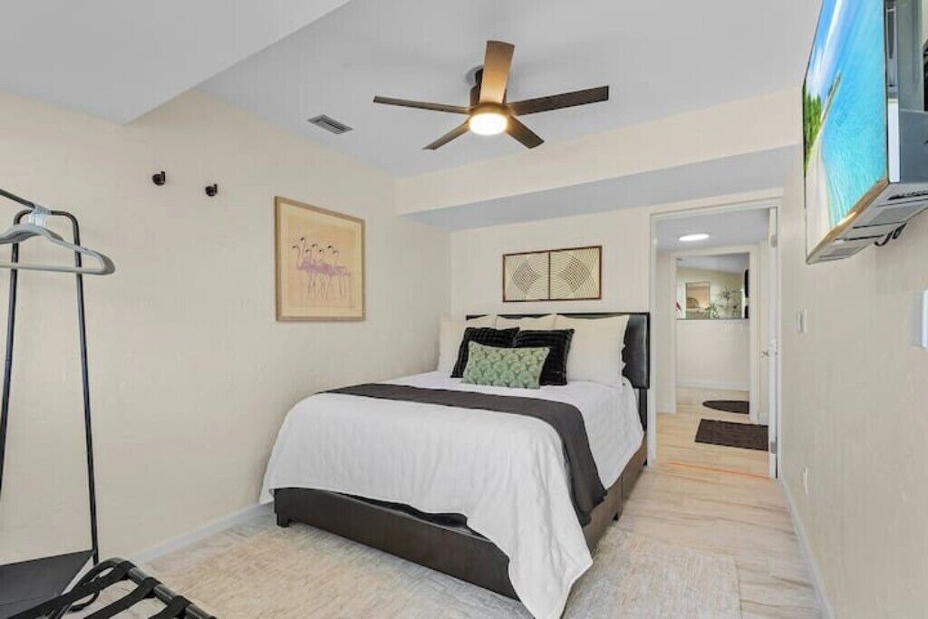 Photo of Bedroom in Iona