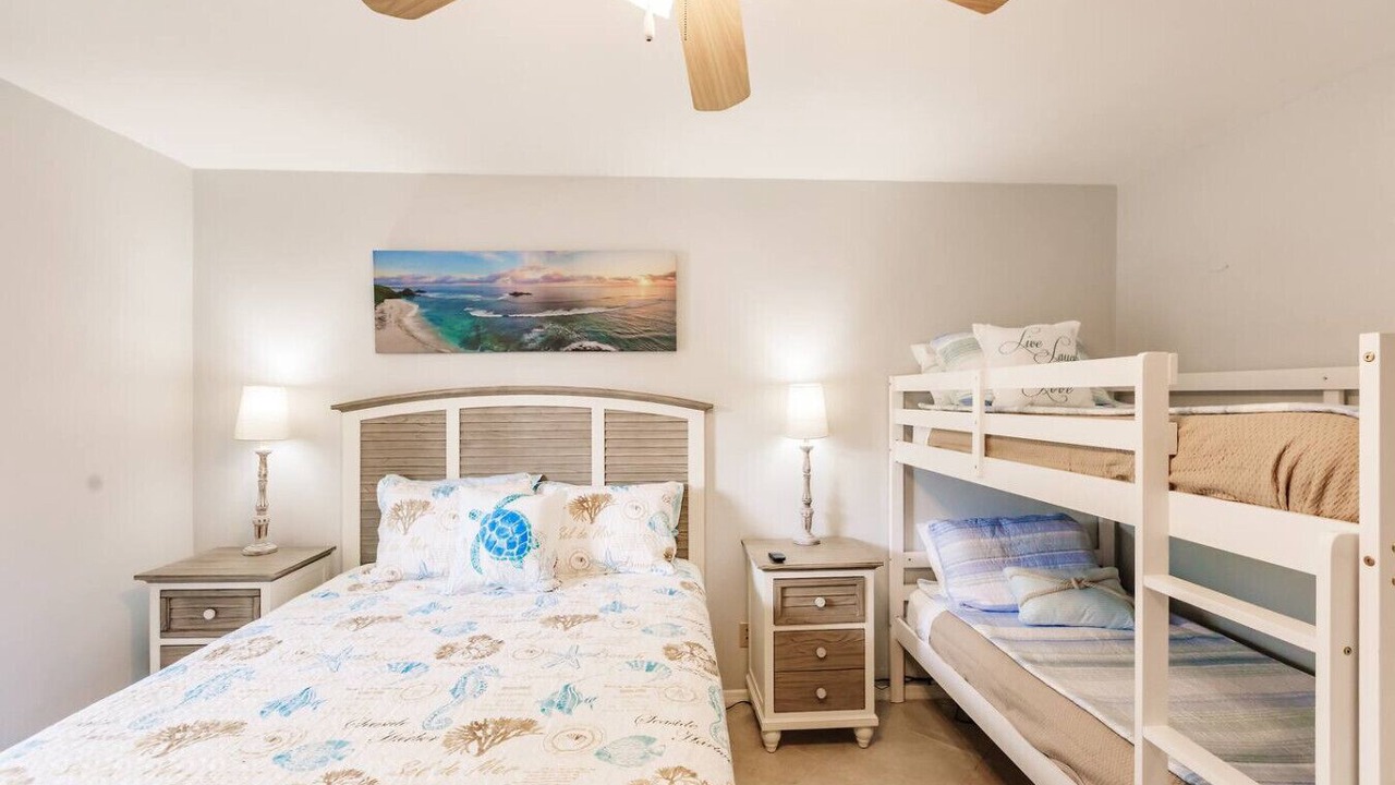 Photo of Bedroom in Park Shore