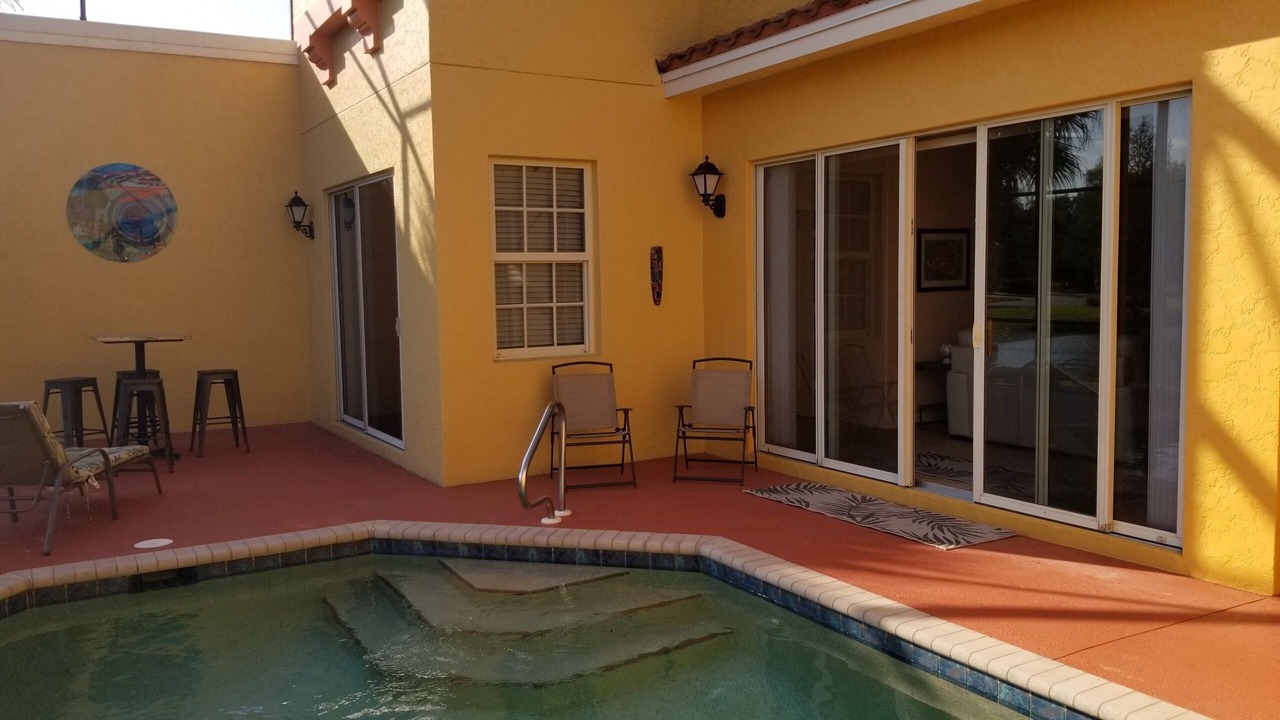 Photo of Outdoor in Estero