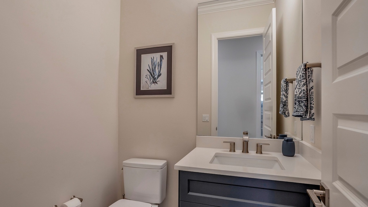 Photo of Bathroom in Pelican