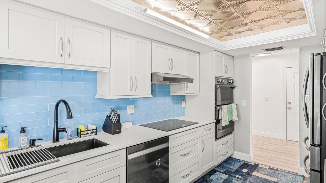 Photo of Kitchen in Caloosahatchee