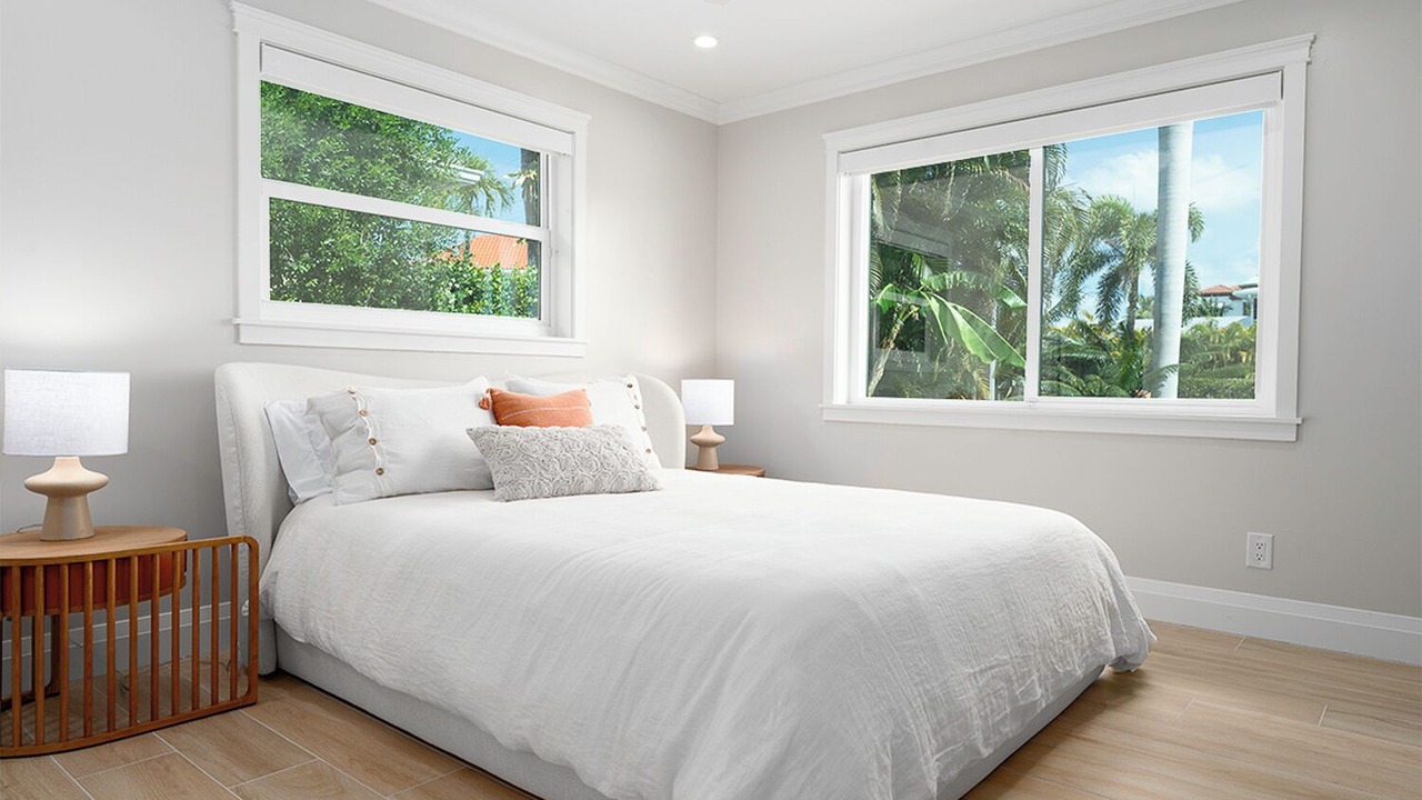 Photo of Bedroom in Royal Harbor