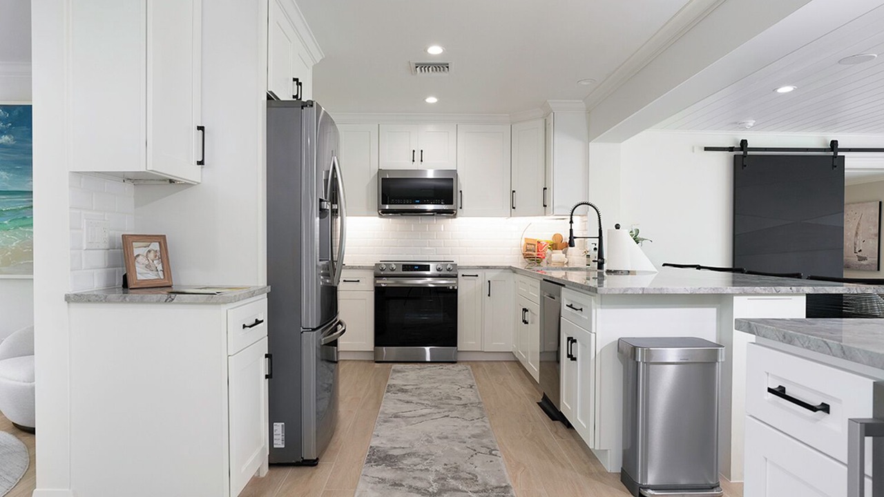 Photo of Kitchen in Royal Harbor