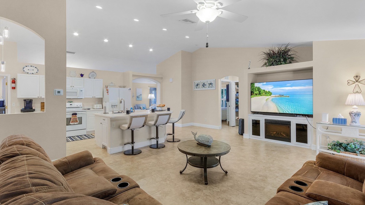 Photo of Livingroom in Diplomat