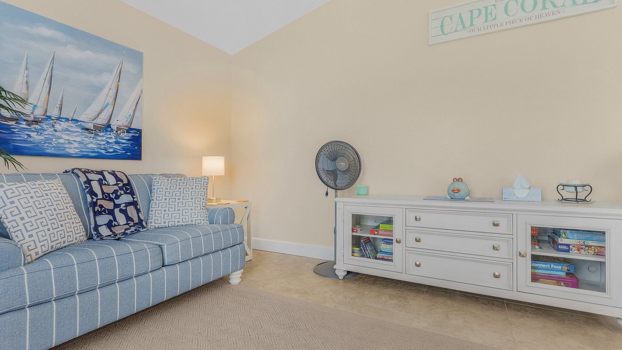 Photo of Livingroom in Diplomat