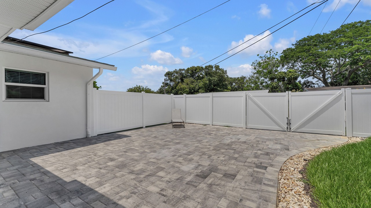 Photo of Patio Balcony in Disston Heights