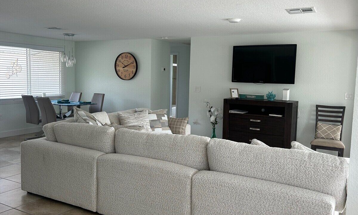 Photo of Livingroom in Englewood