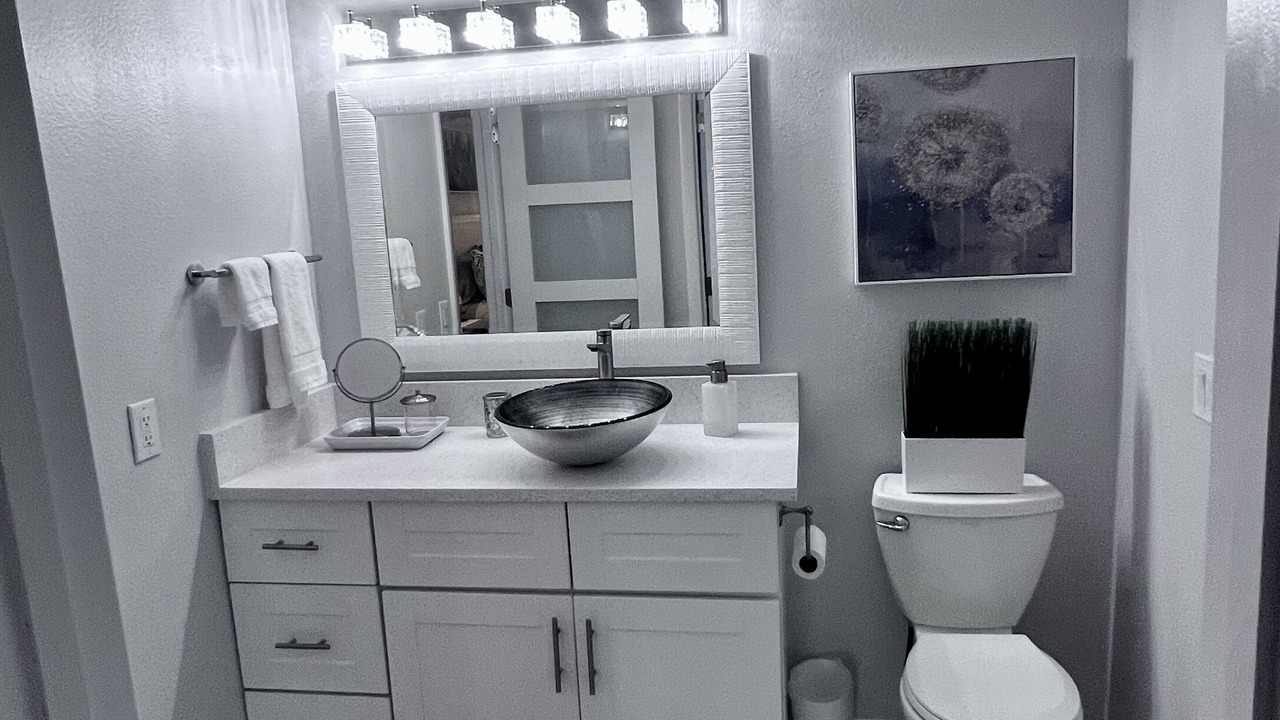 Photo of Bathroom in Englewood