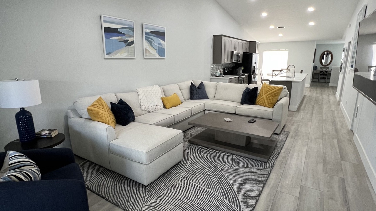 Photo of Livingroom in Naples Park