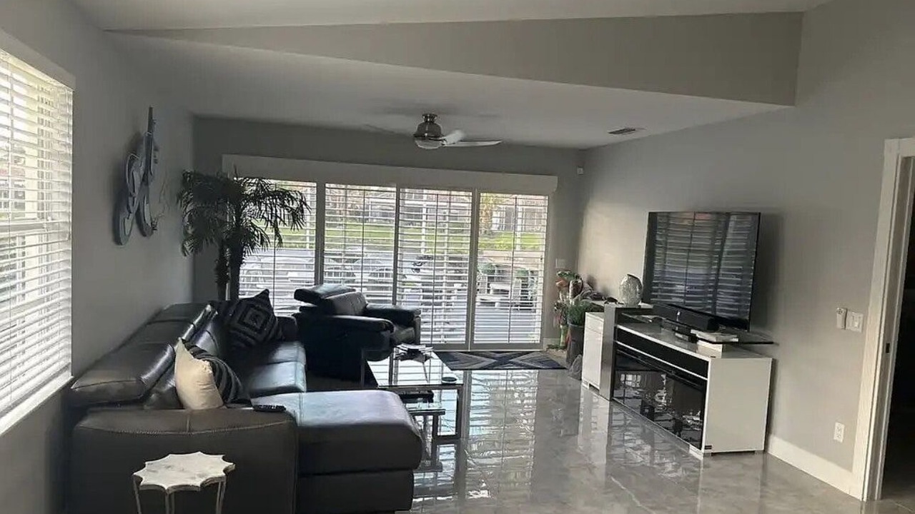 Photo of Livingroom in Village Walk