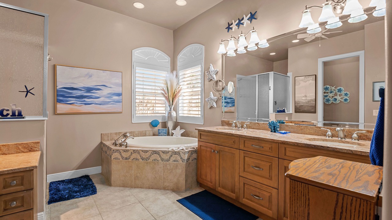 Photo of Bathroom in Caloosahatchee