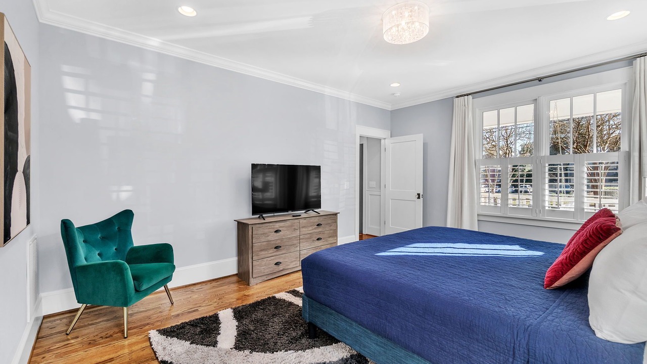 Photo of Bedroom in Pettigru Street Historic District