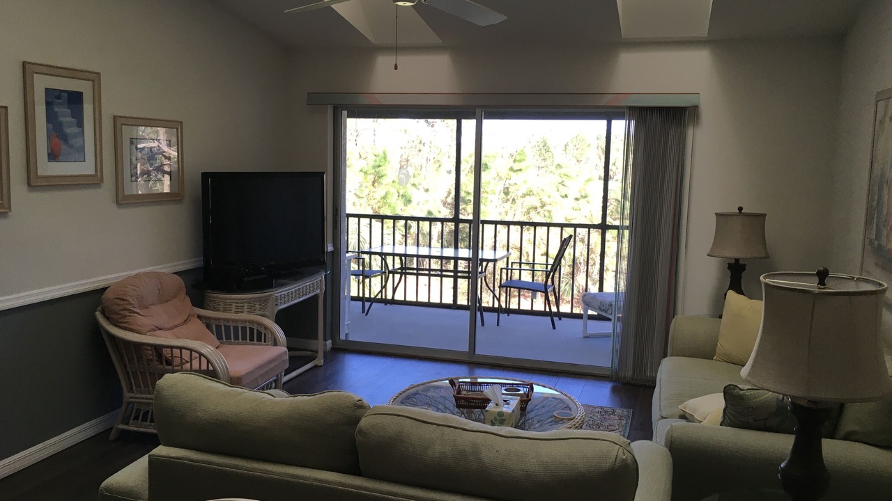 Photo of Livingroom in Englewood