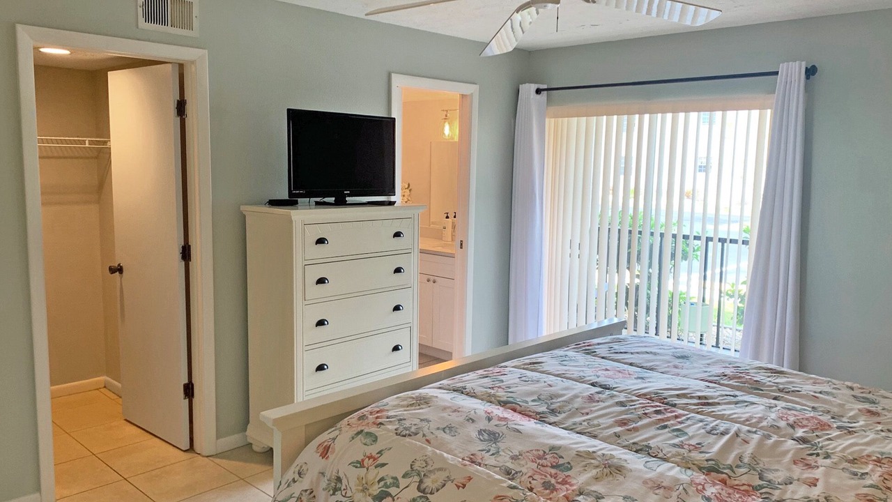 Photo of Bedroom in Englewood South