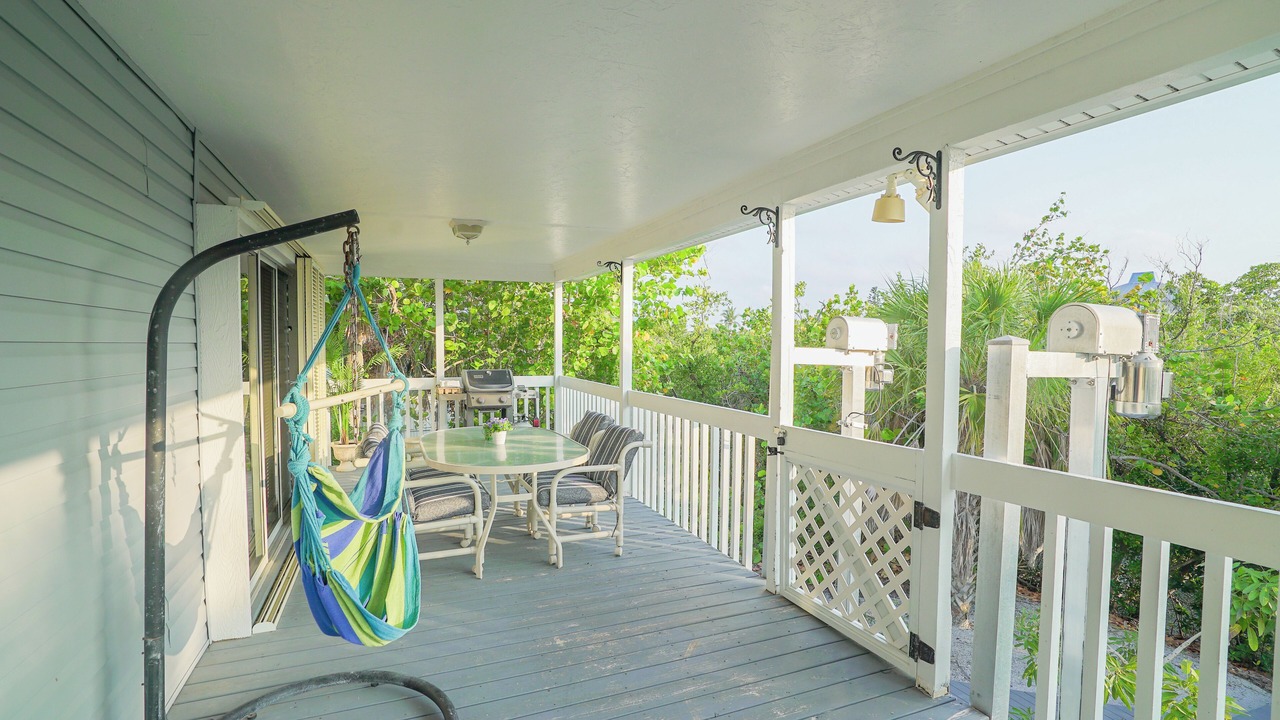 Photo of Patio Balcony in Palm Island