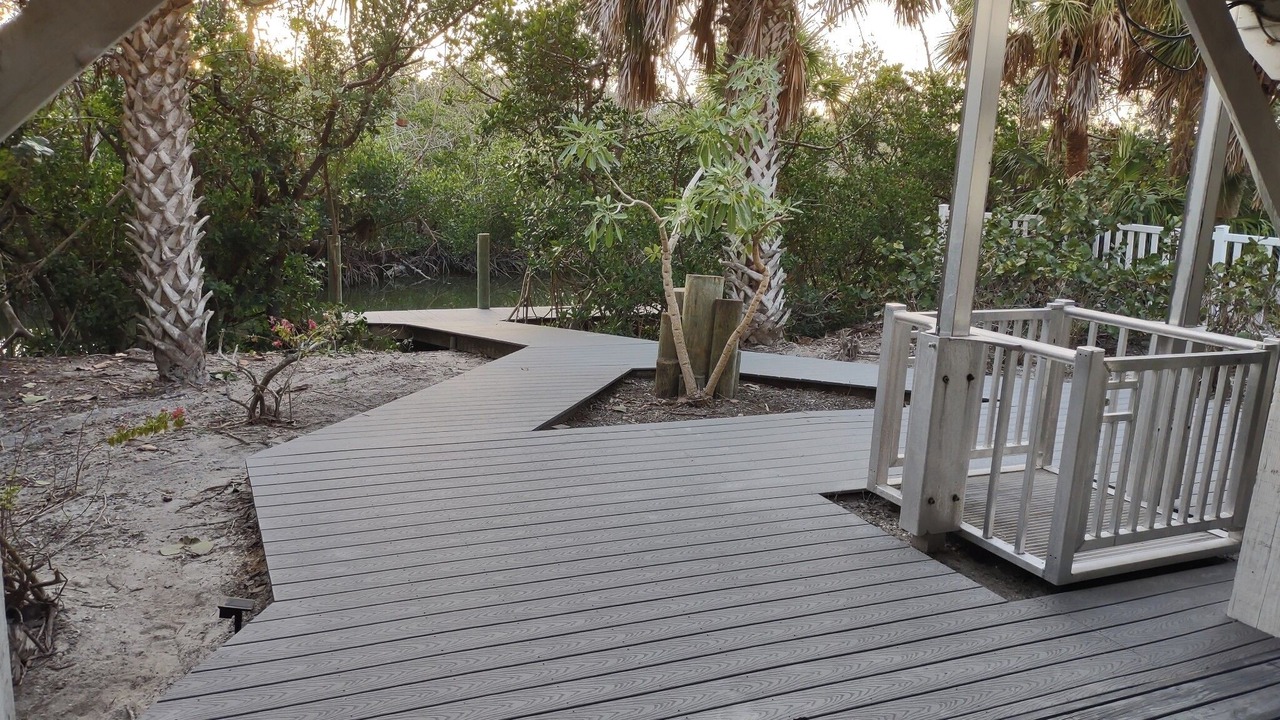 Photo of Outdoor in Palm Island