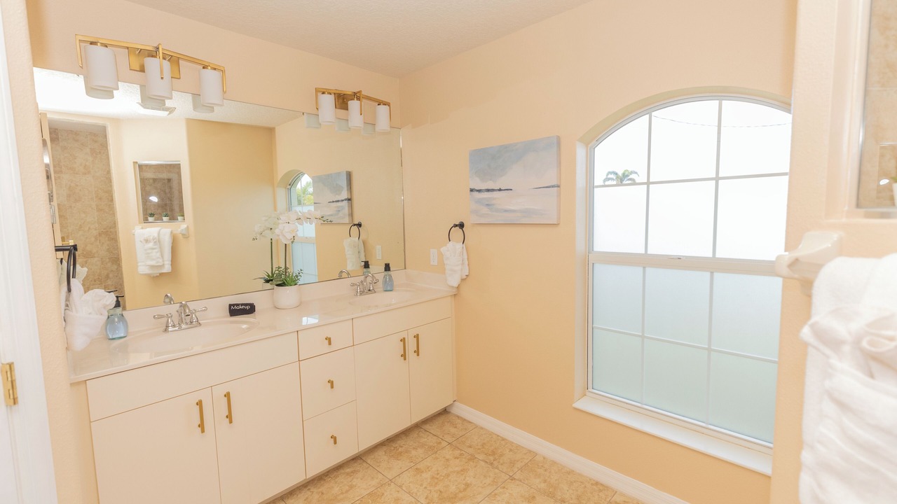 Photo of Bathroom in South Gulf Cove
