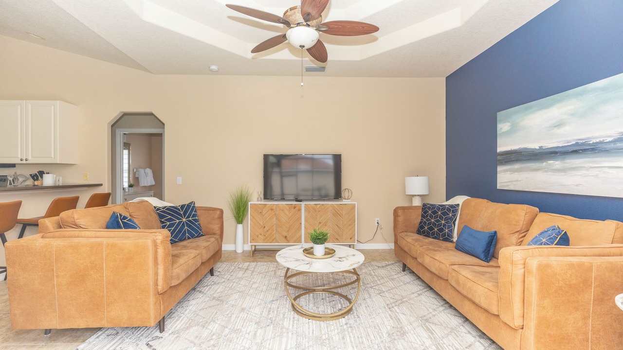 Photo of Livingroom in South Gulf Cove