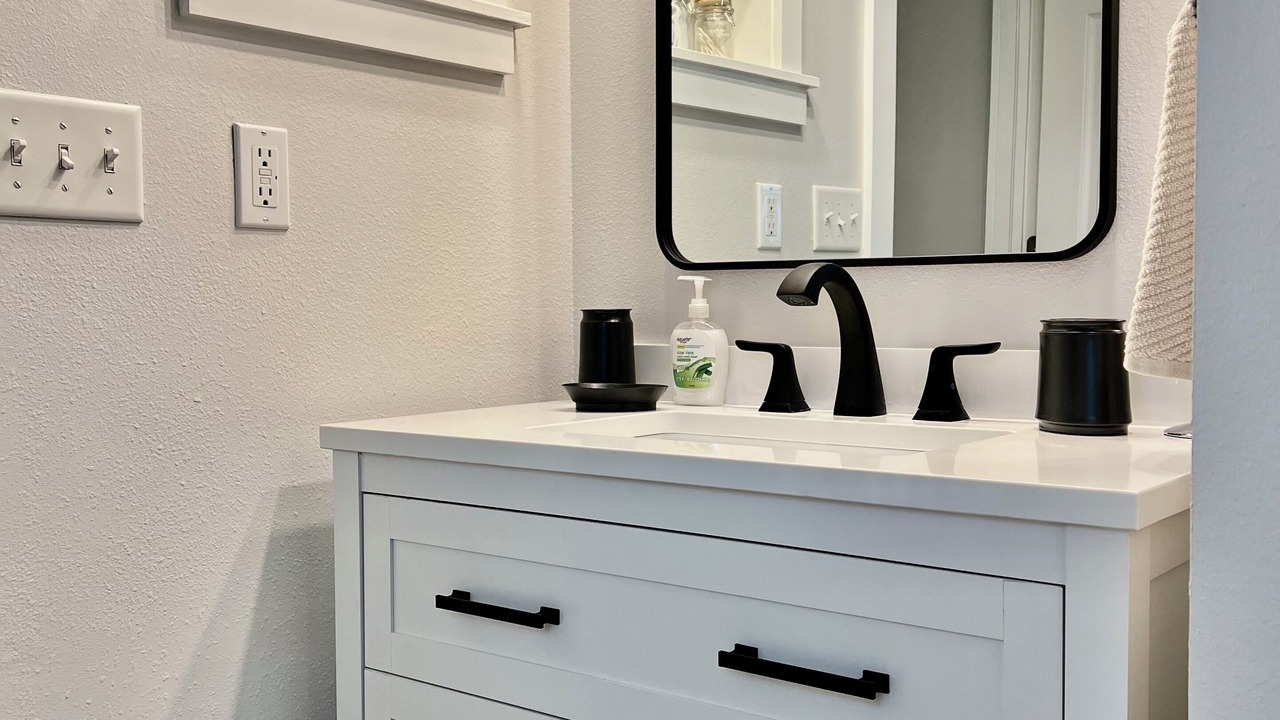 Photo of Bathroom in Bartlett Park