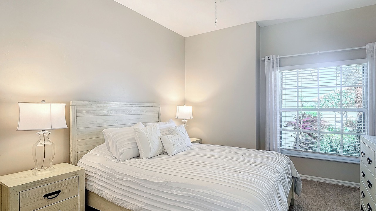 Photo of Bedroom in Falcons Glen