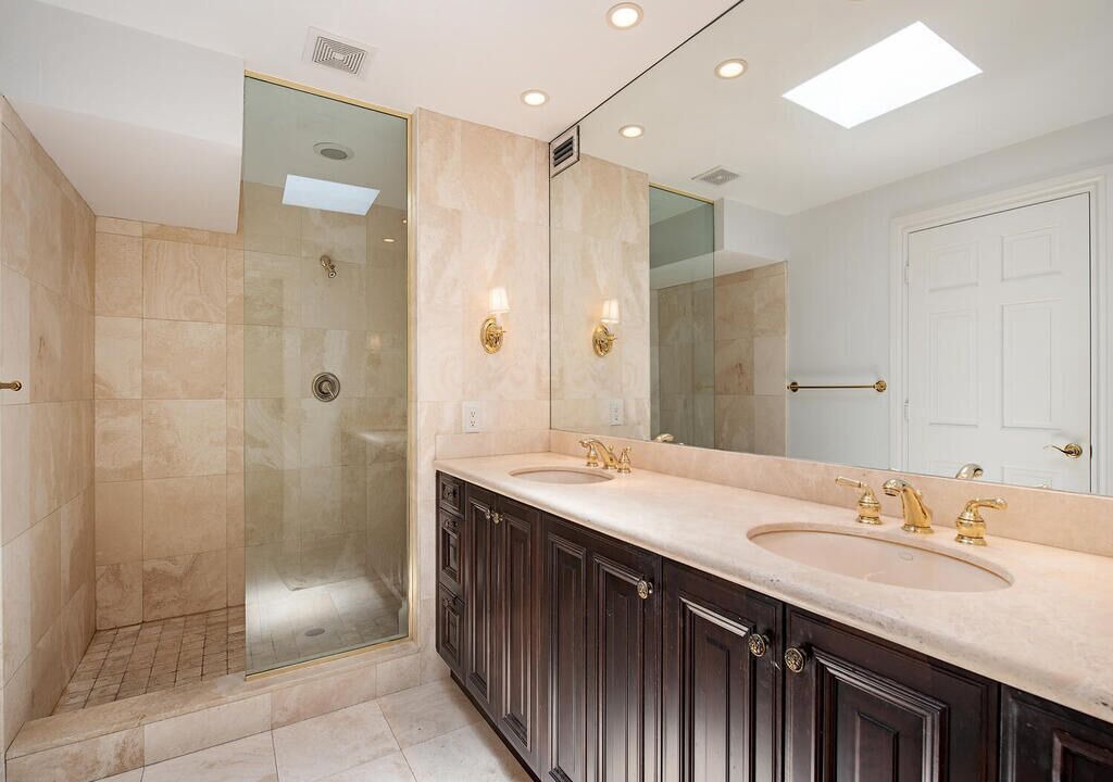 Photo of Bathroom in Coquina Sands