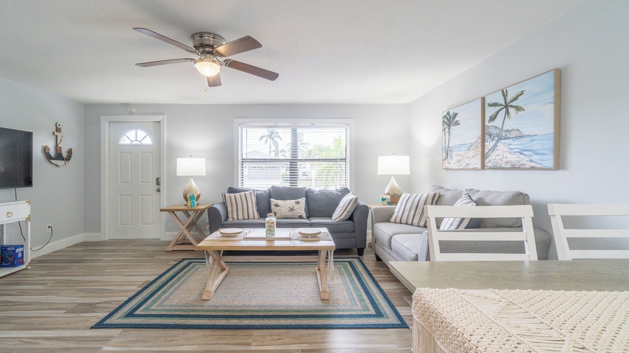 Photo of Livingroom in Naples Park