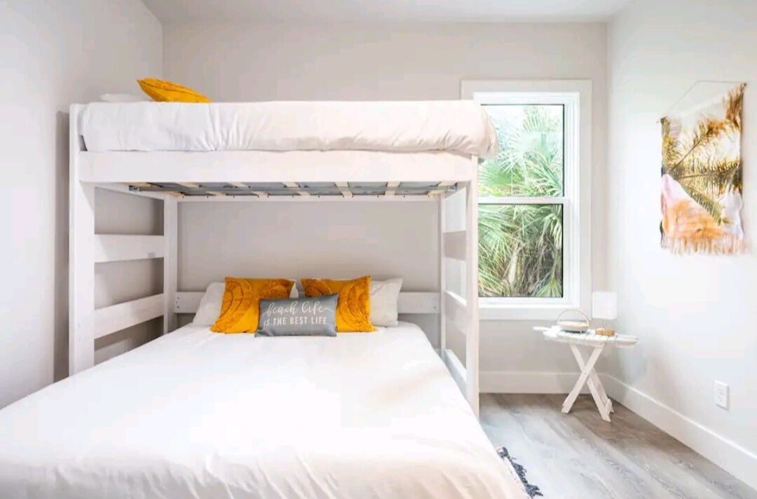 Photo of Bedroom in Palm Island