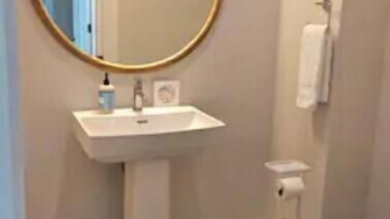 Photo of Bathroom in Palm Island