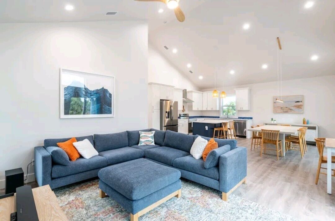 Photo of Livingroom in Palm Island