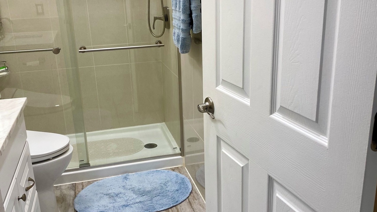 Photo of Bathroom in Pine Valley