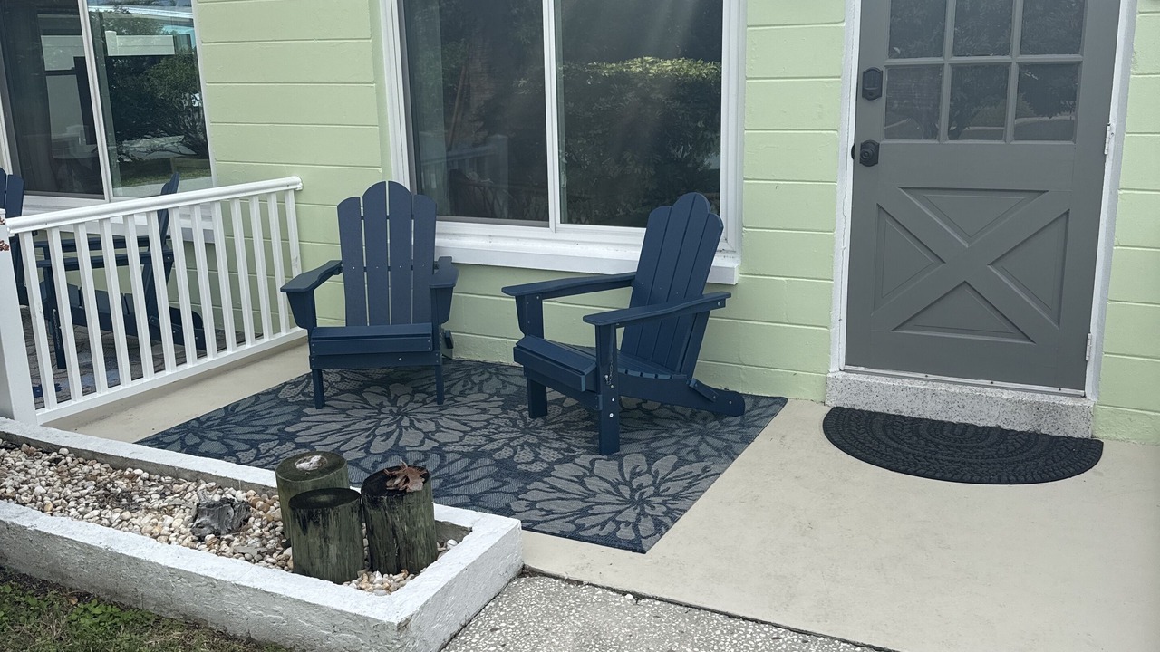 Photo of Patio Balcony in Treasure Island