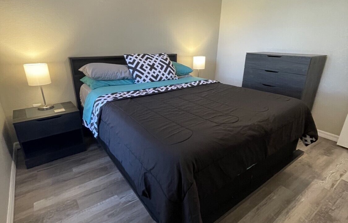 Photo of Bedroom in Englewood East