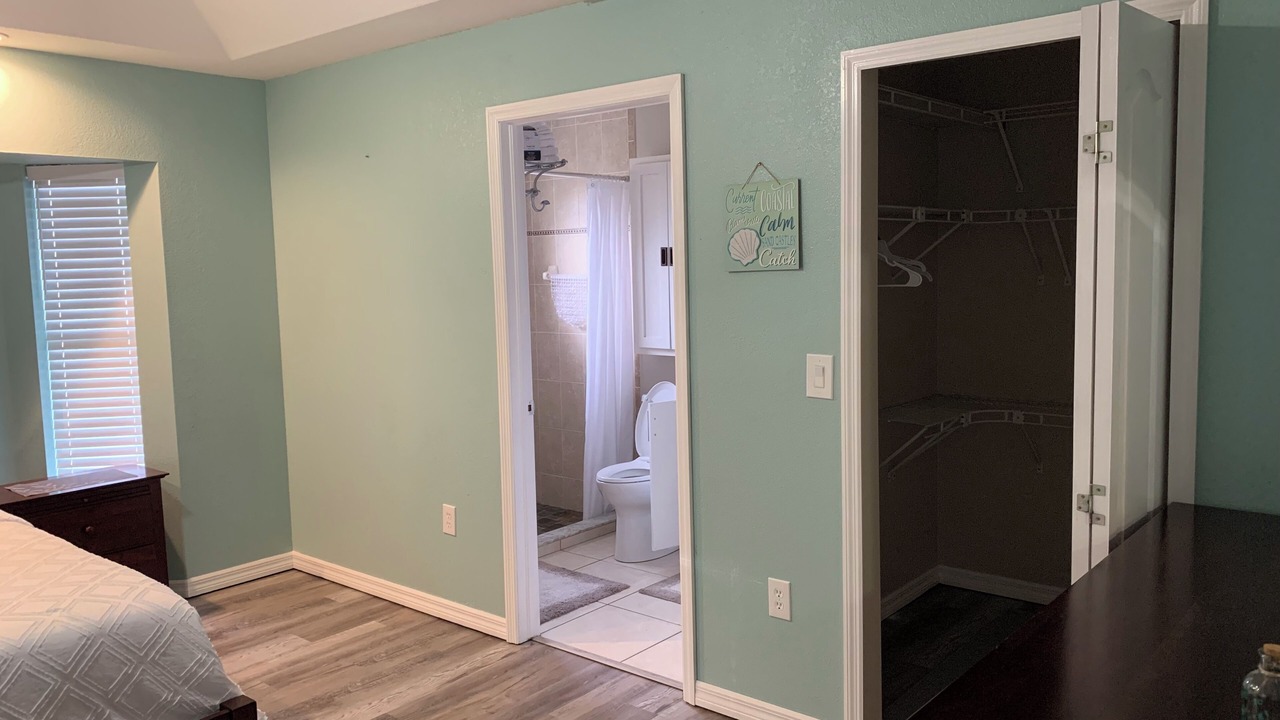 Photo of Bedroom in Englewood East