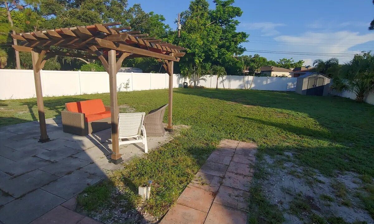 Photo of Patio Balcony in Lakewood Estates