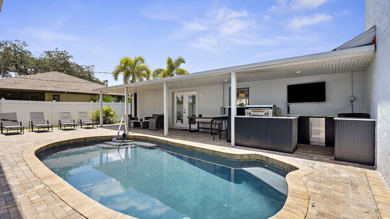 Photo of Outdoor in Port Charlotte